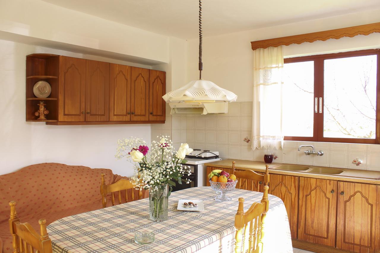 Pelagion II Sea Coral - Beachfront Holiday Home 基普塞利 外观 照片